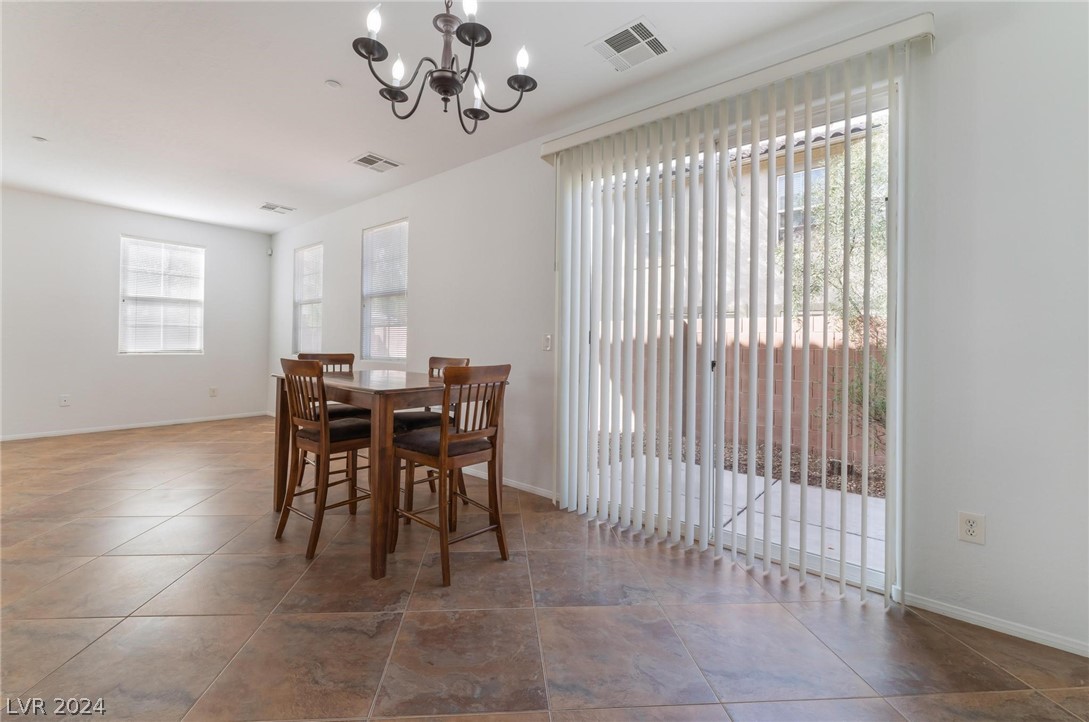 330 Kensington Palace Avenue 101