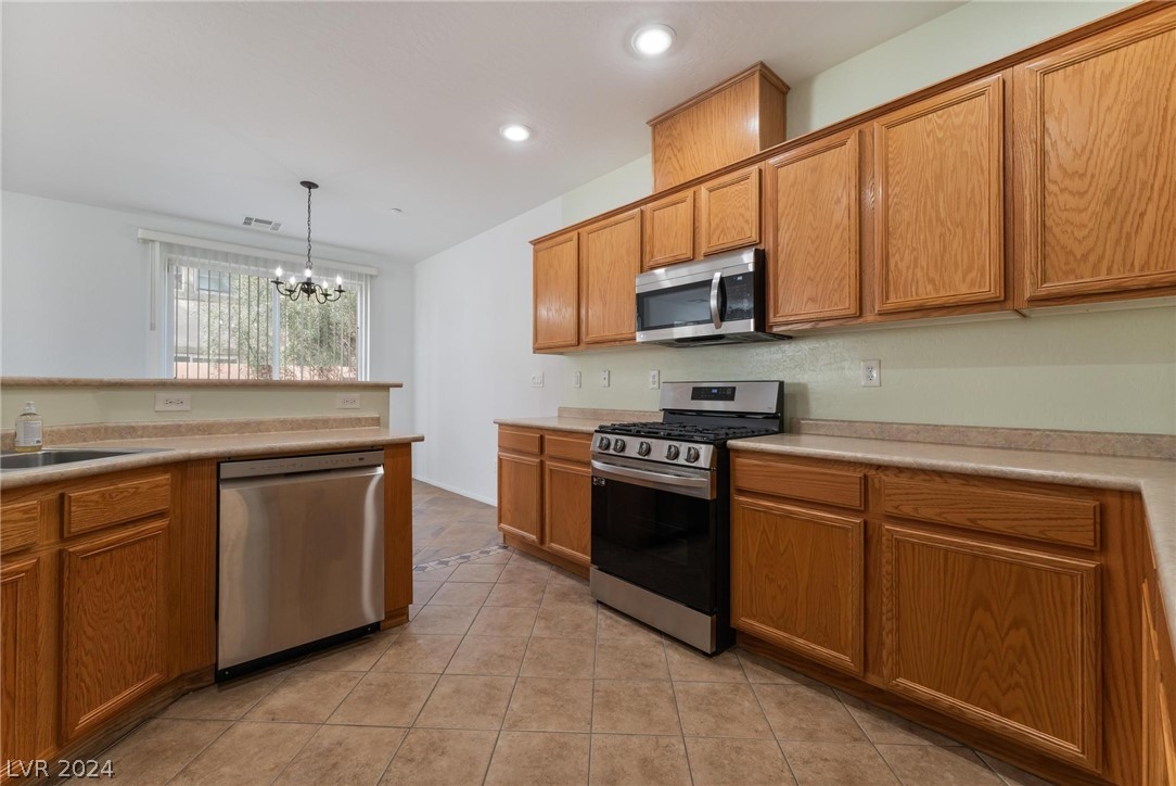 330 Kensington Palace Avenue 101