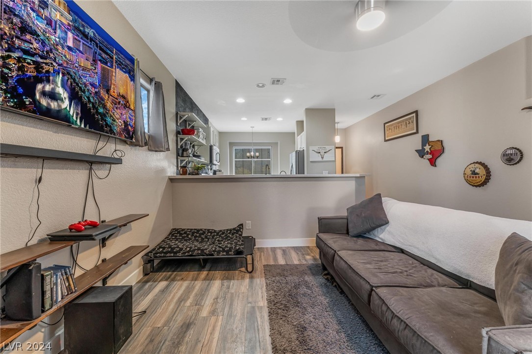 6333 Orions Tool Street