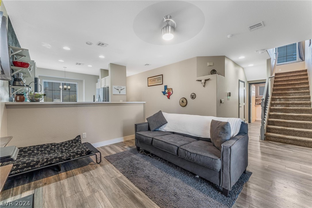 6333 Orions Tool Street