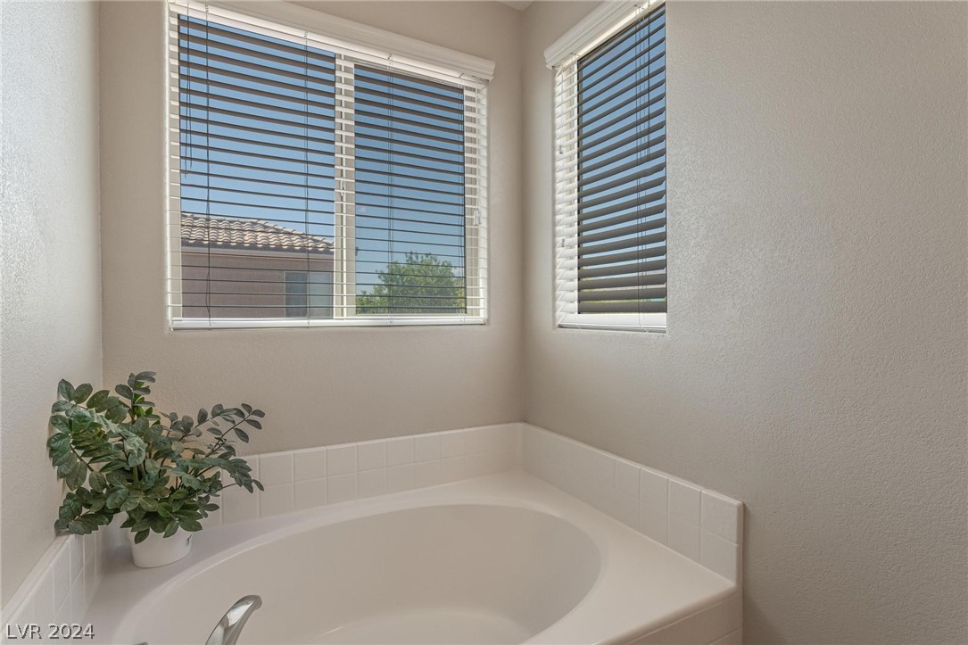 7559 Edgartown Harbor Street