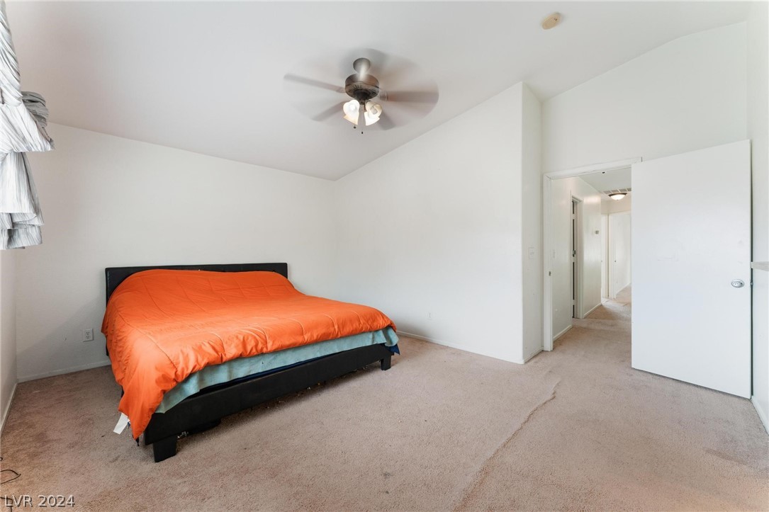 8908 Tumblewood Avenue