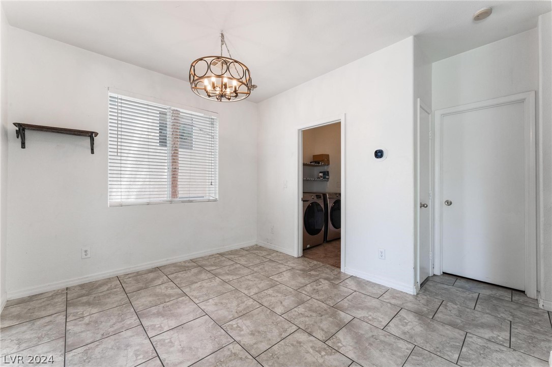 8908 Tumblewood Avenue