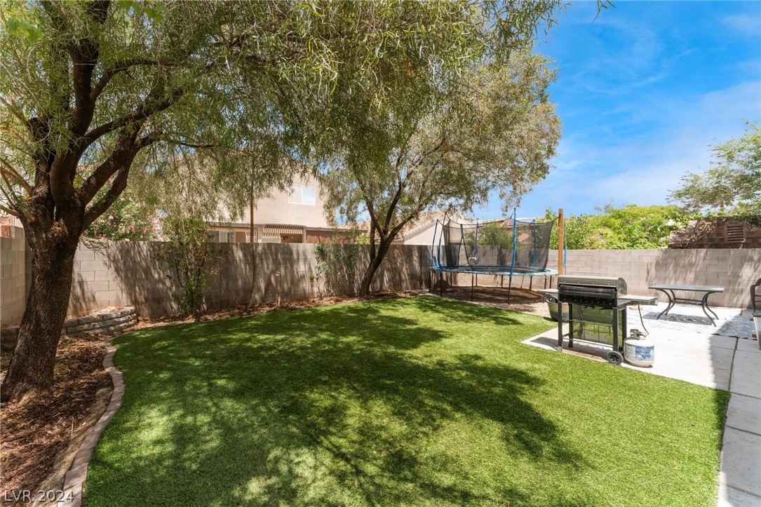 8908 Tumblewood Avenue