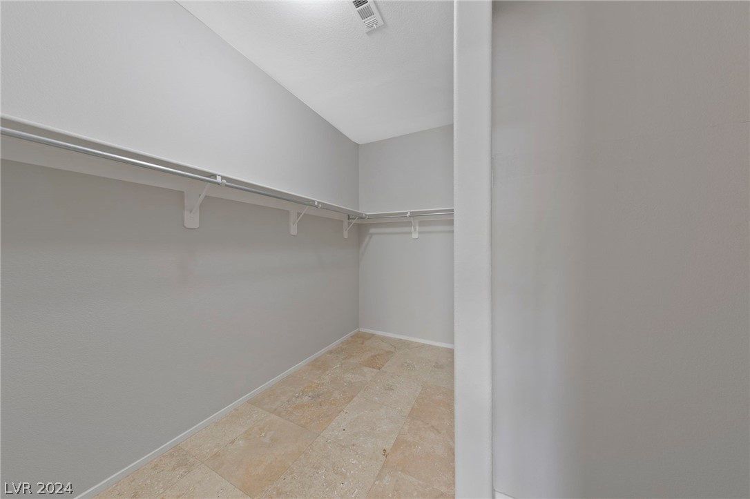 2438 Belt Buckley Drive