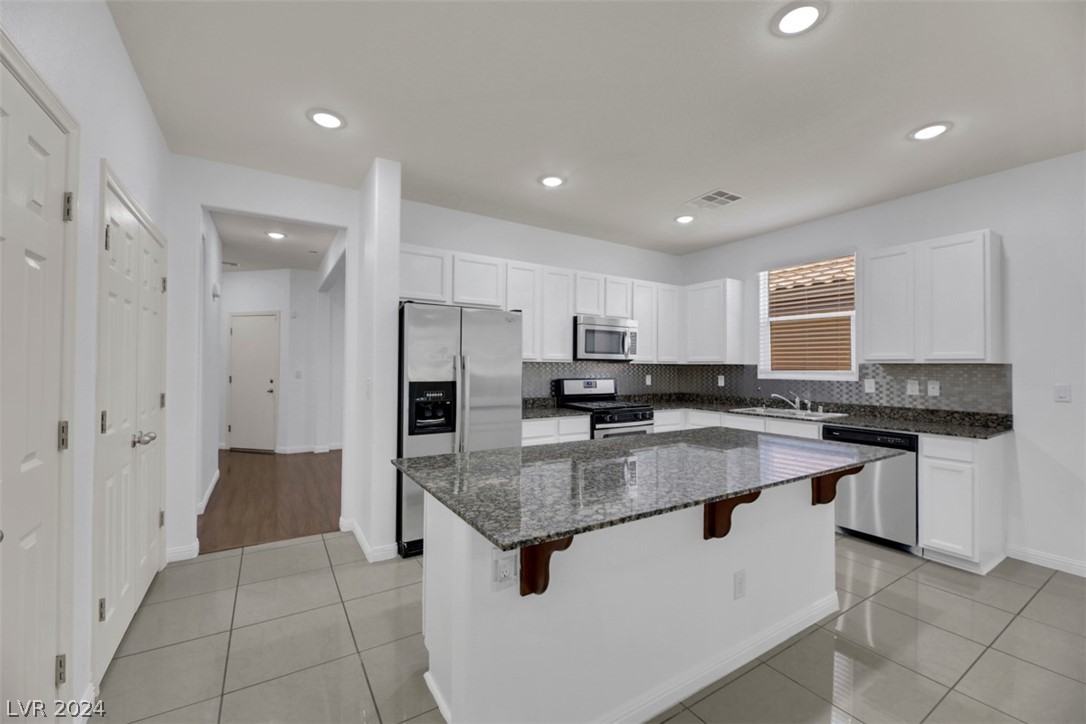 1172 Evergreen Cove Street