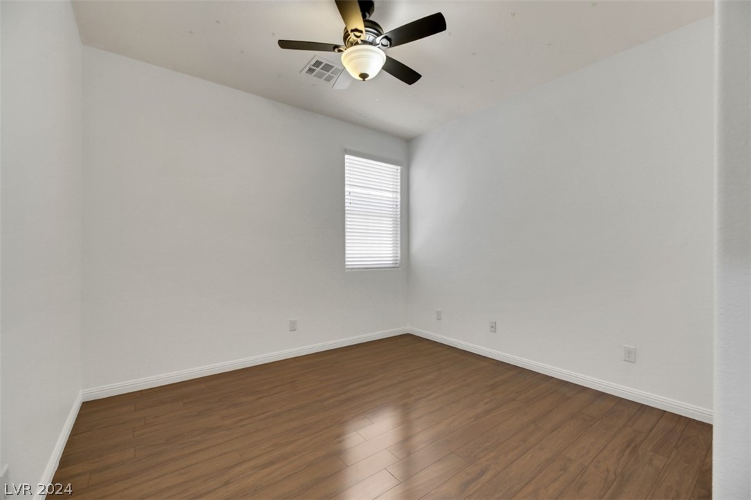 1172 Evergreen Cove Street