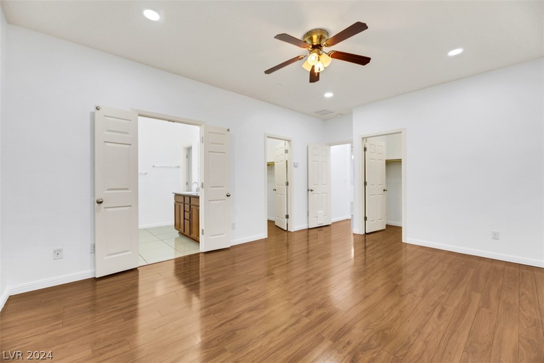 1172 Evergreen Cove Street