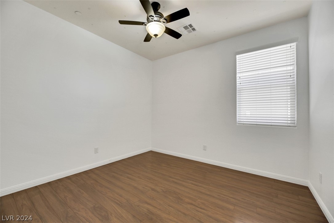 1172 Evergreen Cove Street