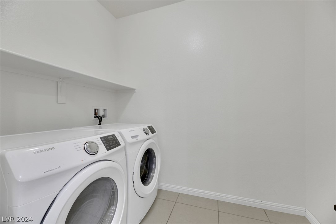 1172 Evergreen Cove Street