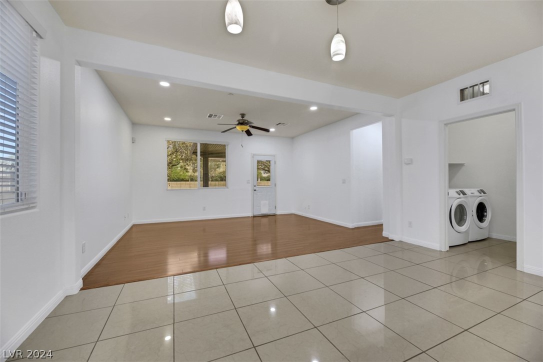 1172 Evergreen Cove Street