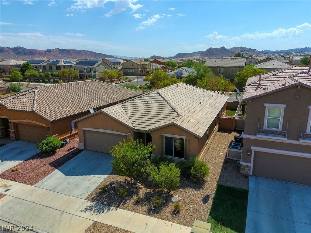 1172 Evergreen Cove Street