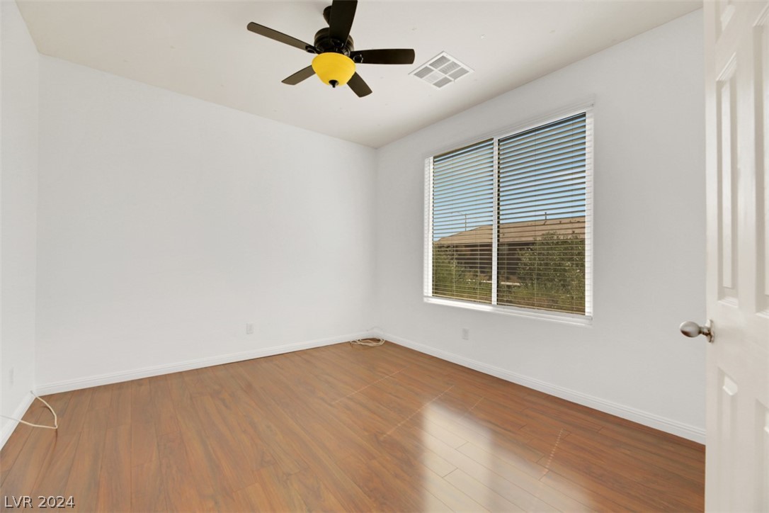 1172 Evergreen Cove Street