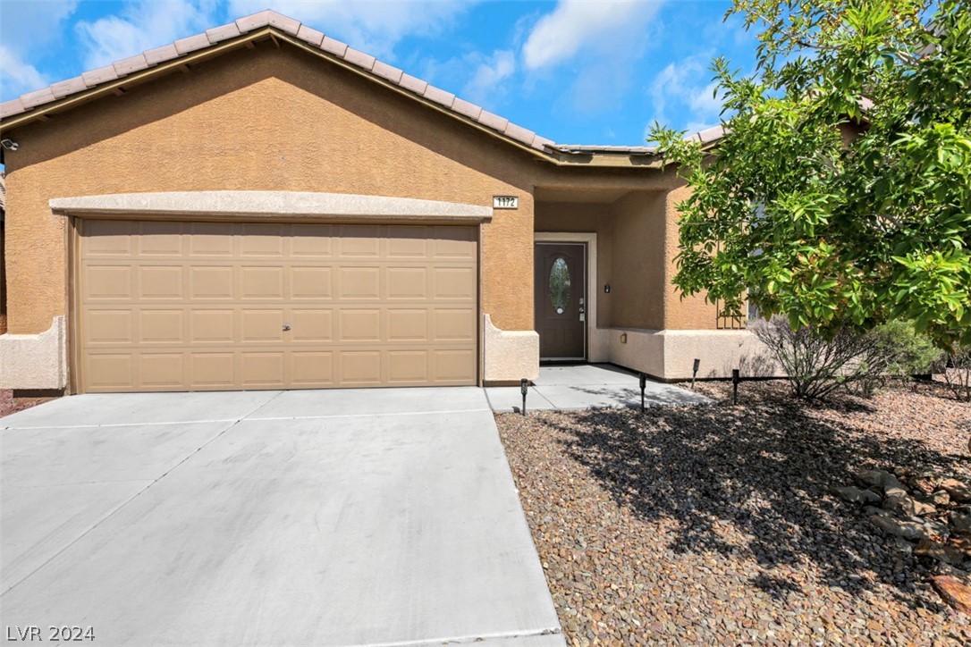 1172 Evergreen Cove Street