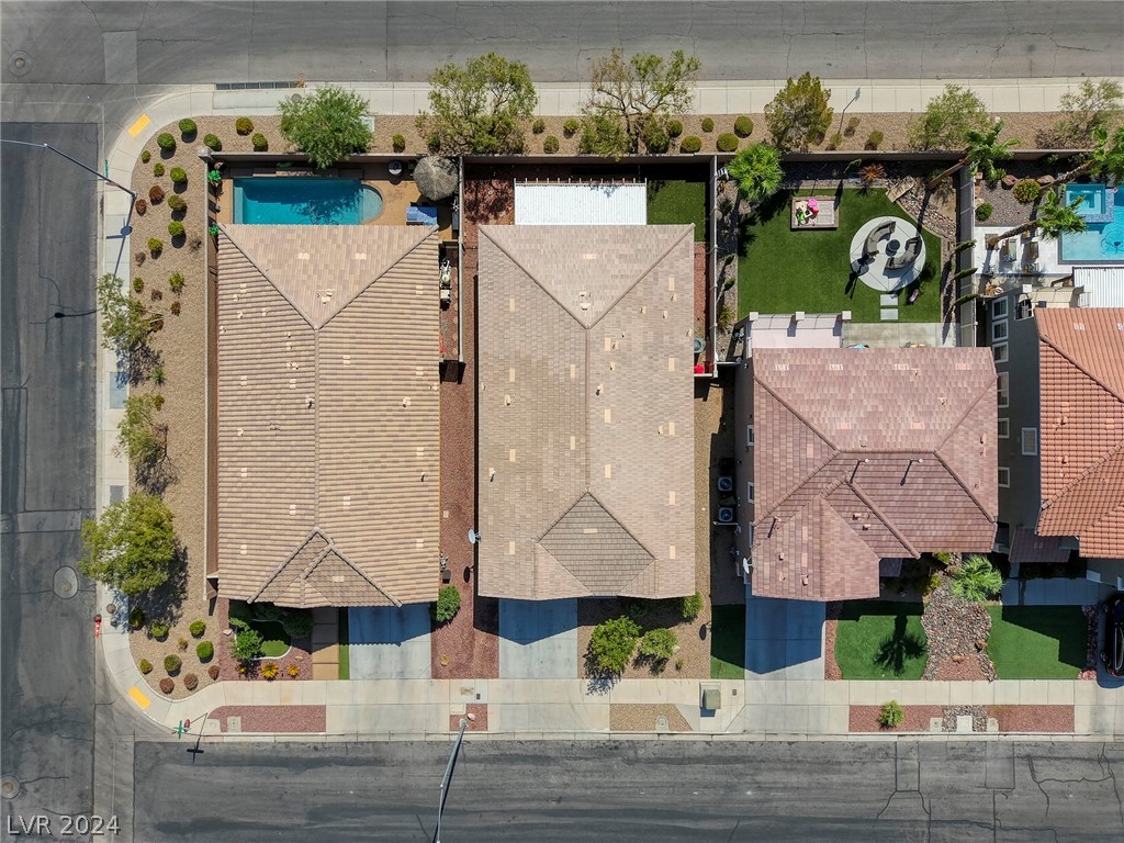 1172 Evergreen Cove Street