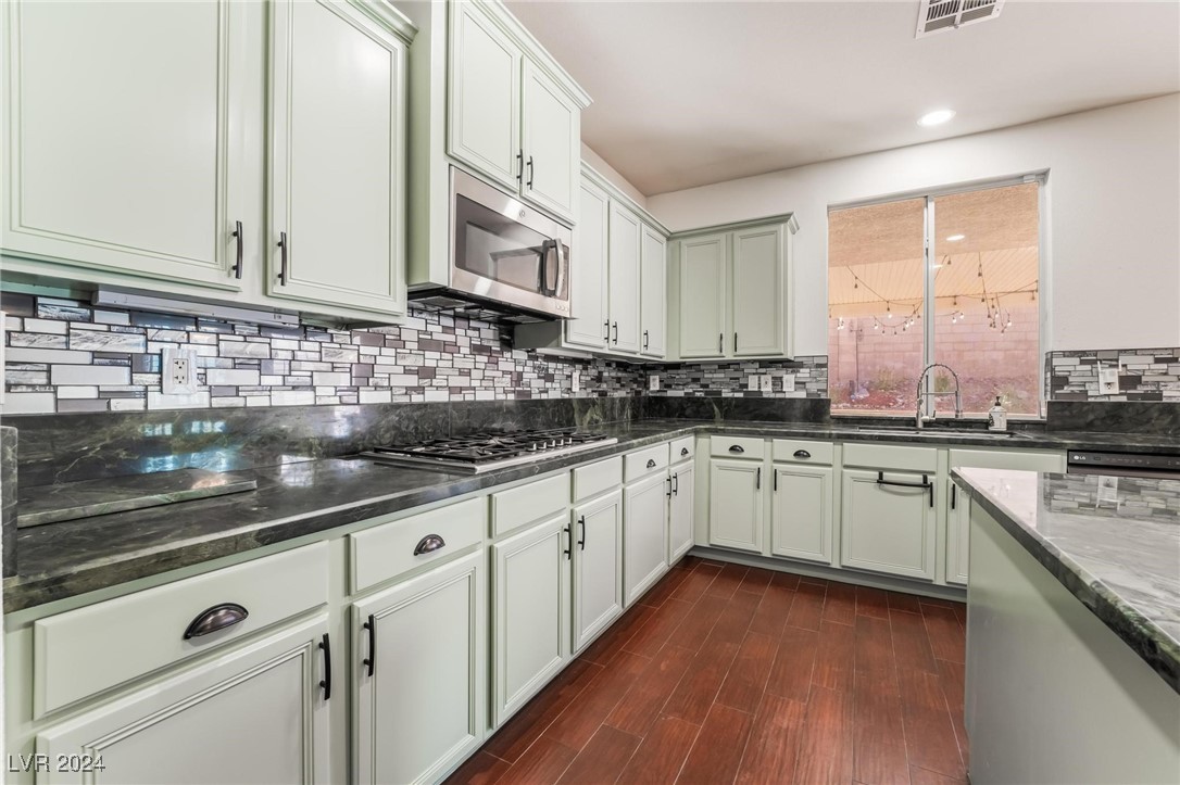 625 Backbone Mountain Drive