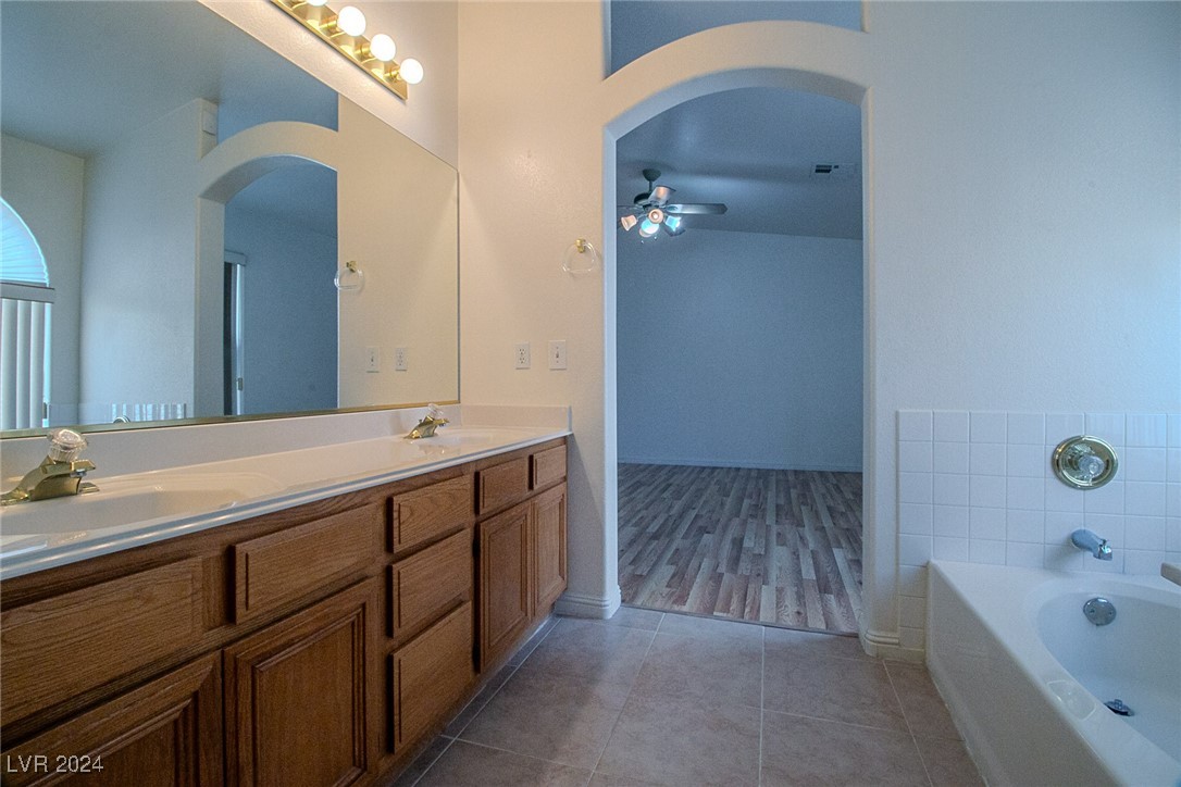 1501 Silver Sunset Drive