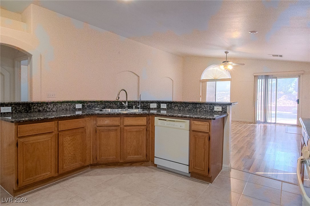 1501 Silver Sunset Drive