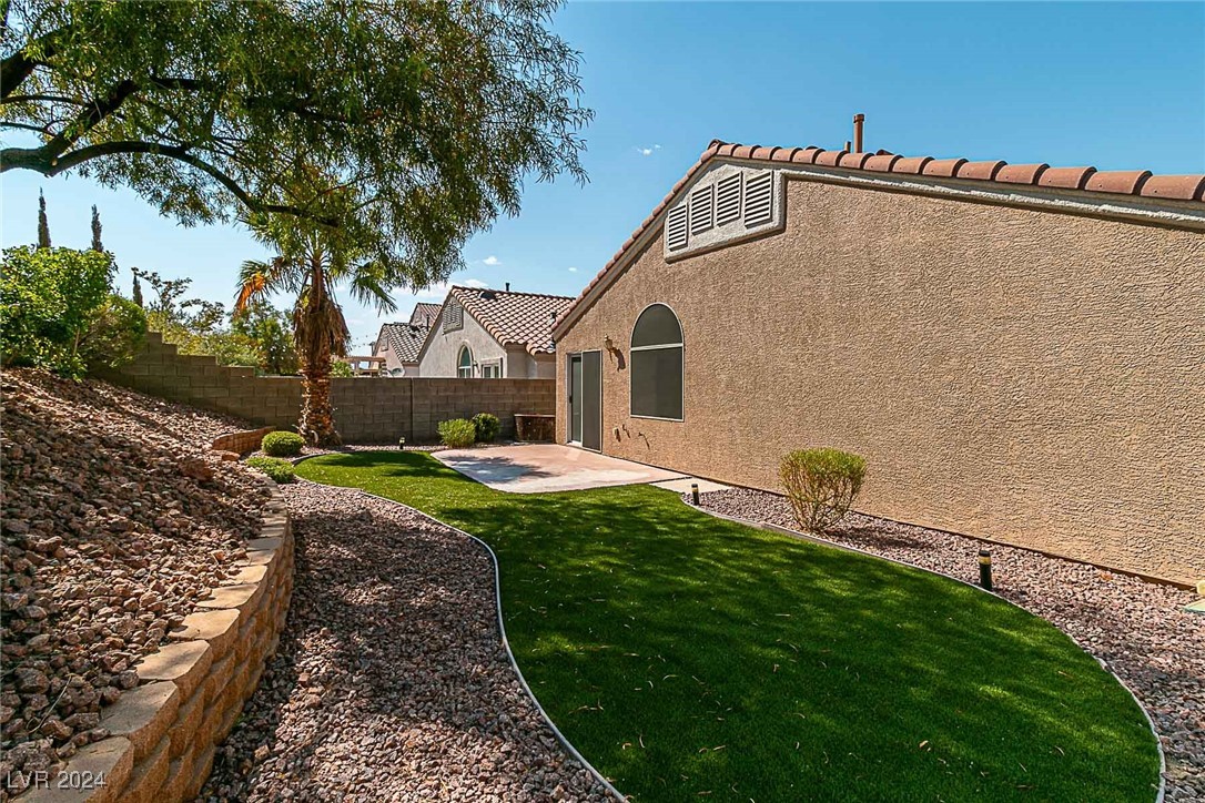 1501 Silver Sunset Drive