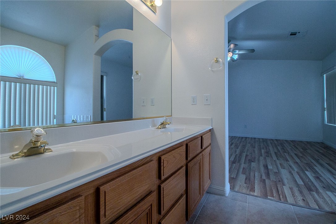 1501 Silver Sunset Drive