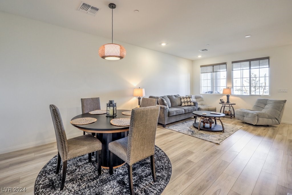 3437 Costa Caparica Lane