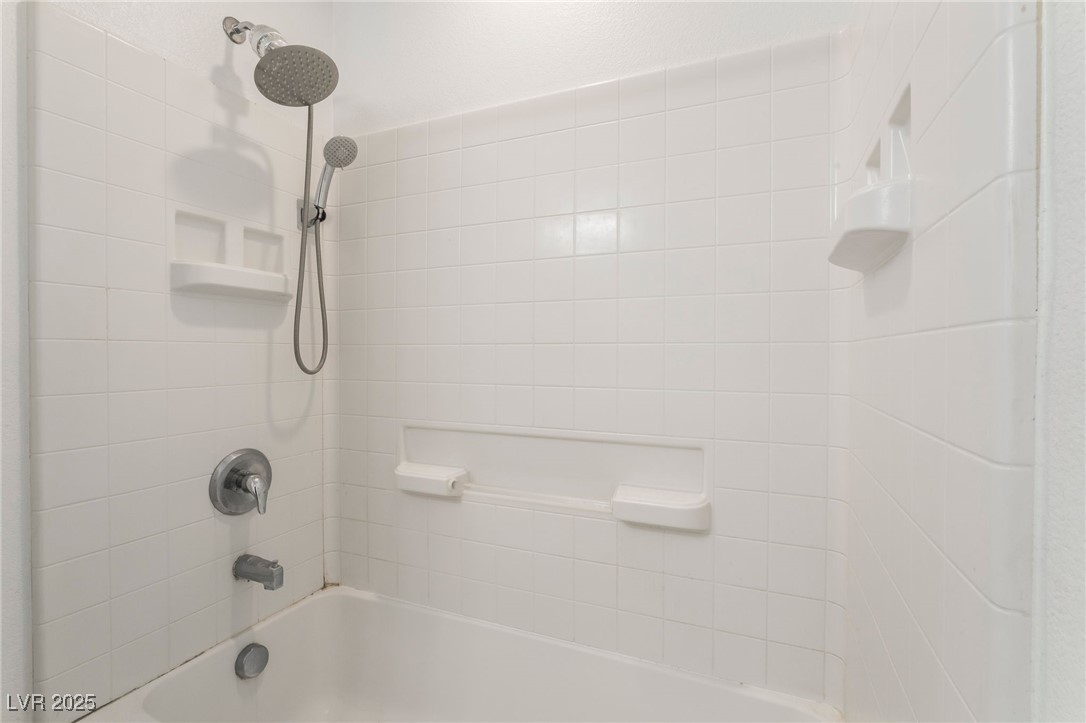 9132 Pearl Cotton Avenue