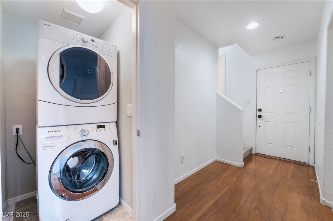 9132 Pearl Cotton Avenue