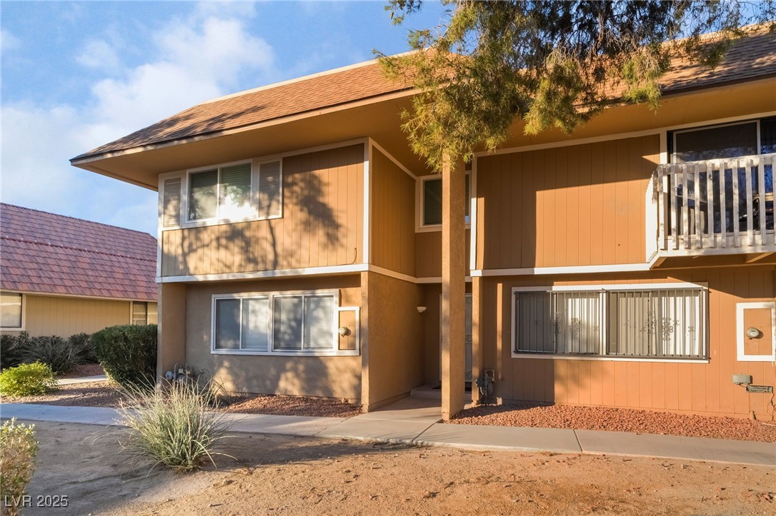 2422 Paradise Village Way