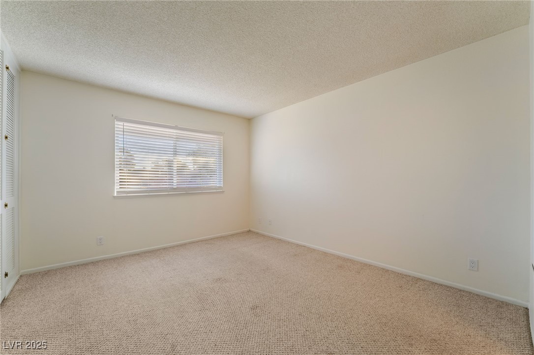 2422 Paradise Village Way