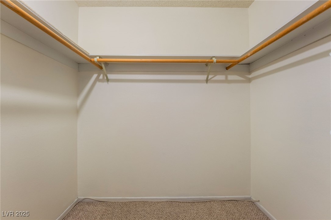 2422 Paradise Village Way