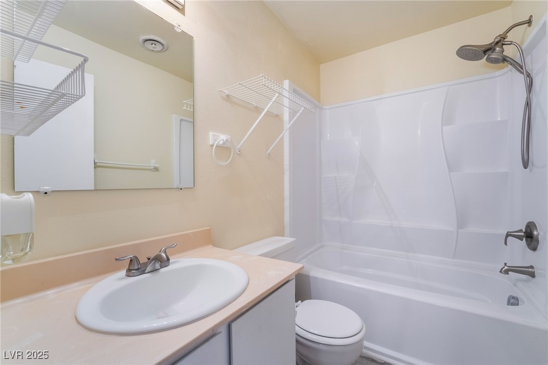 2422 Paradise Village Way