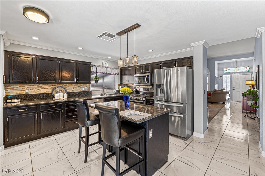 2042 Maple Springs Street