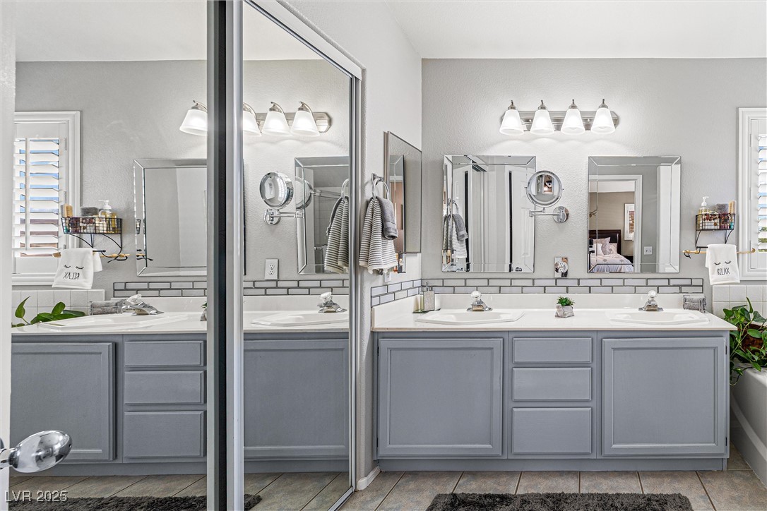 2042 Maple Springs Street