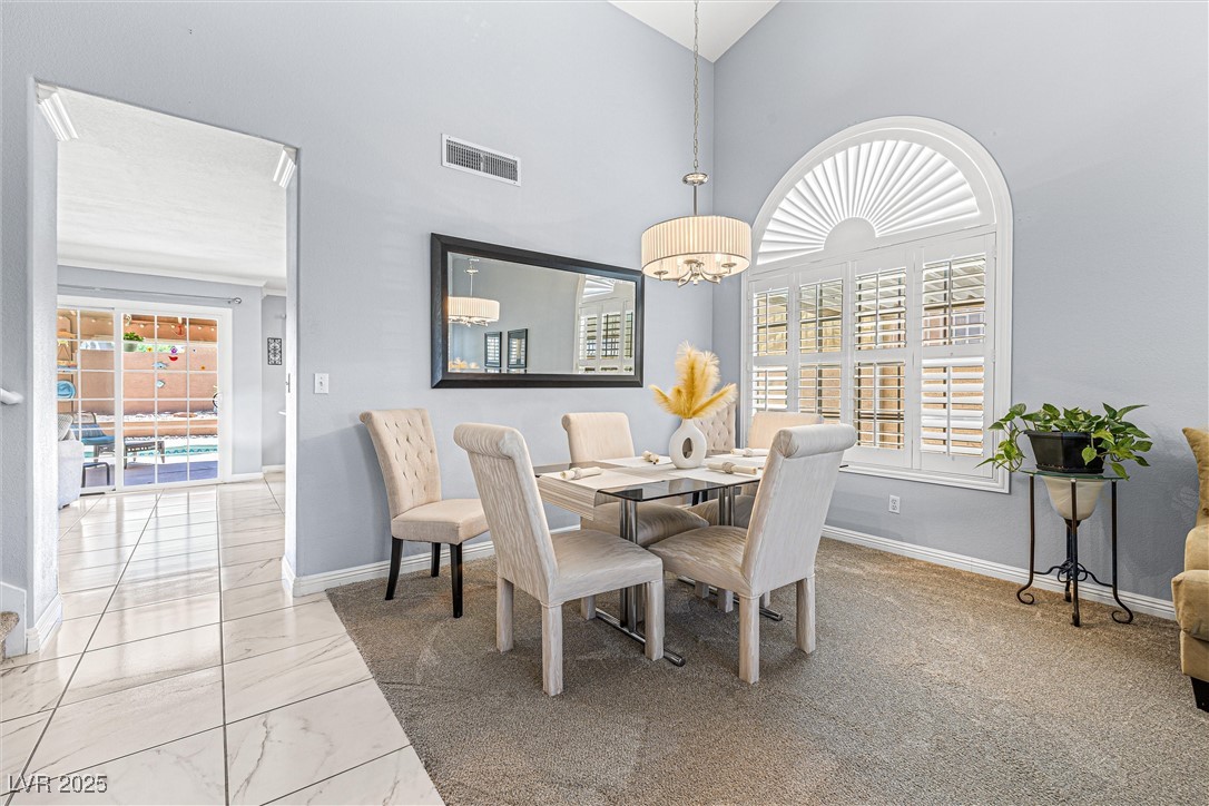 2042 Maple Springs Street