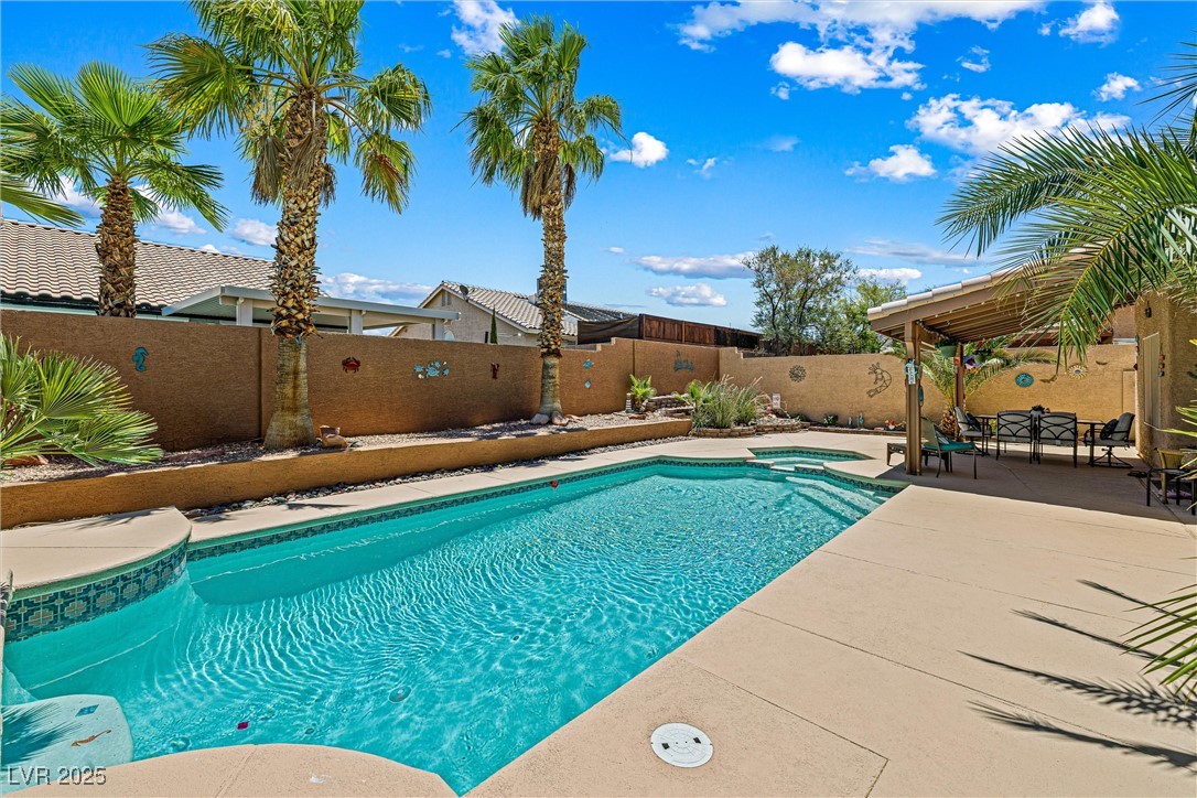 2042 Maple Springs Street