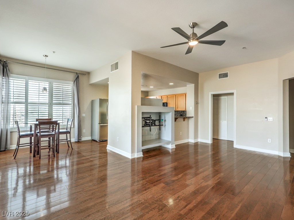 67 East Agate Avenue 303