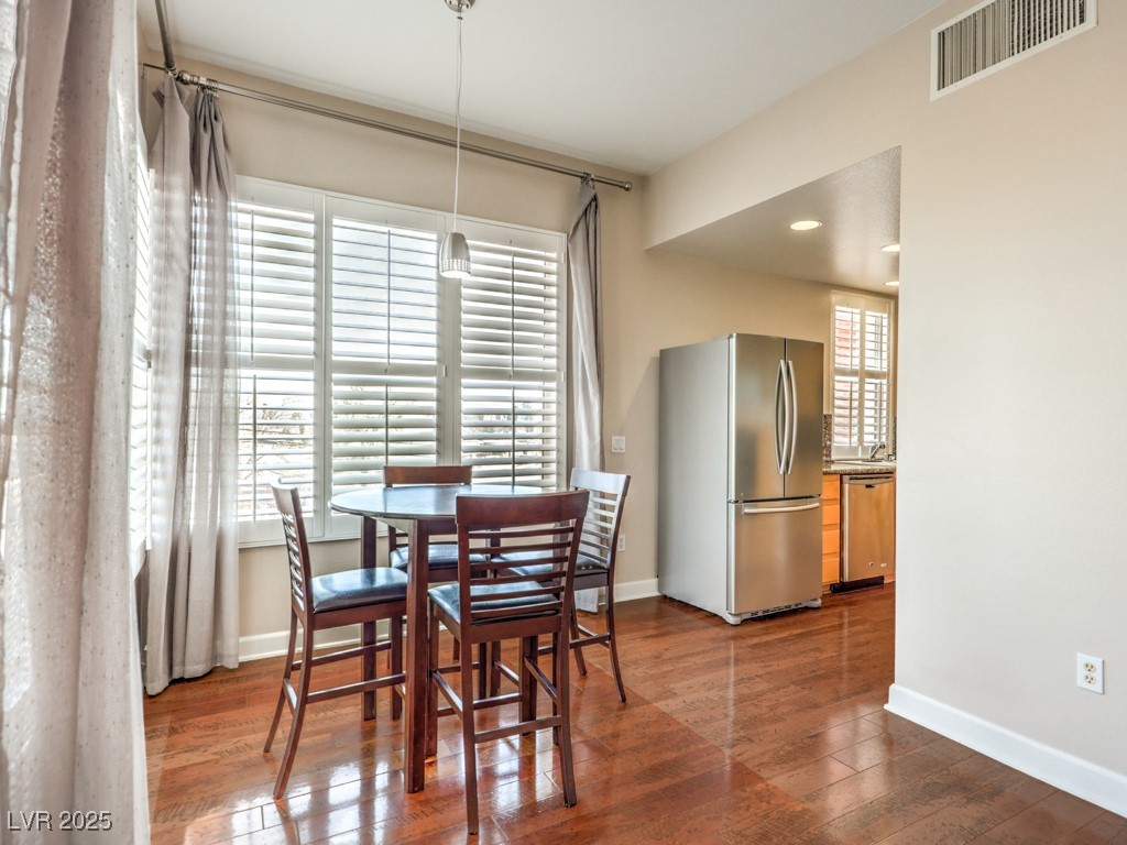 67 East Agate Avenue 303