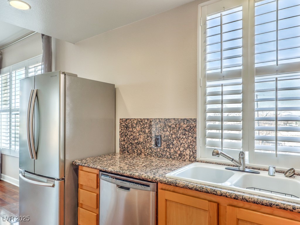 67 East Agate Avenue 303