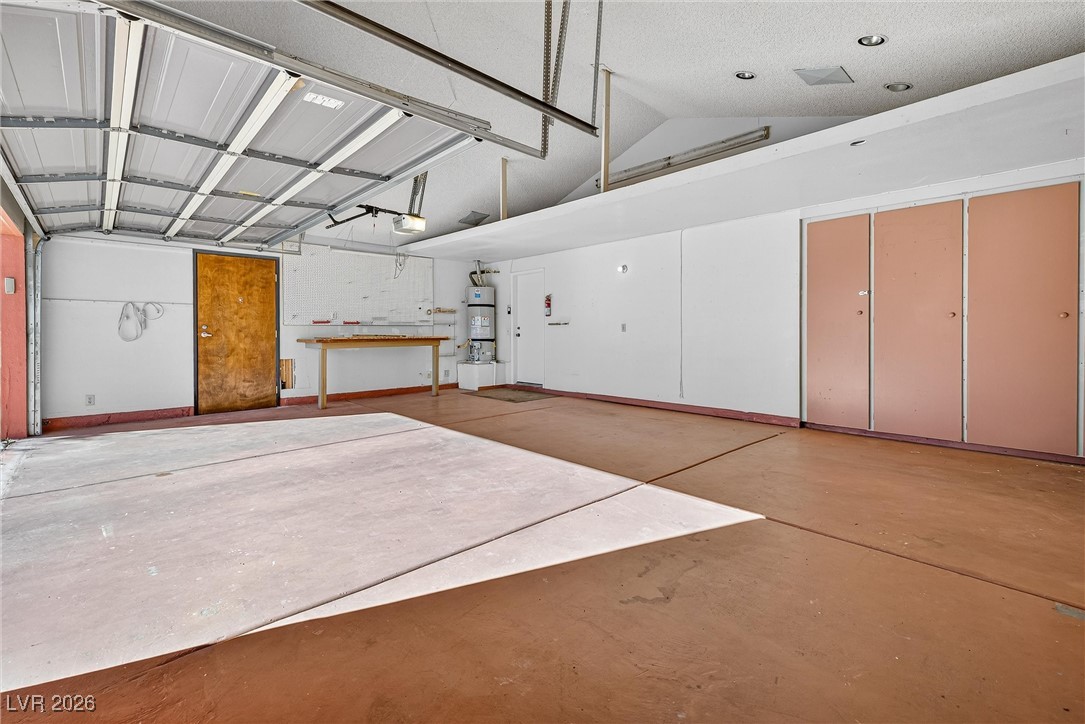 9528 Shallow Brook Circle