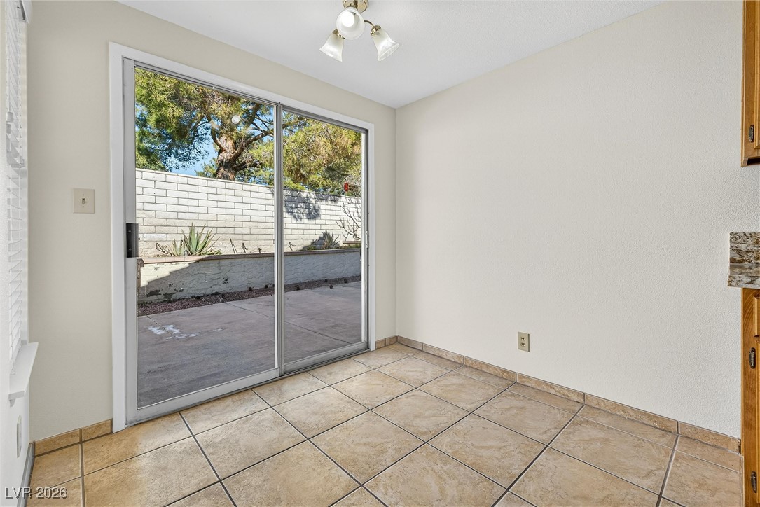 9528 Shallow Brook Circle