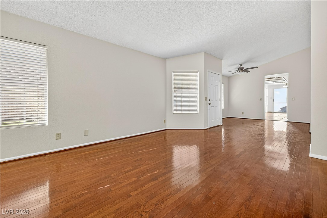 9528 Shallow Brook Circle