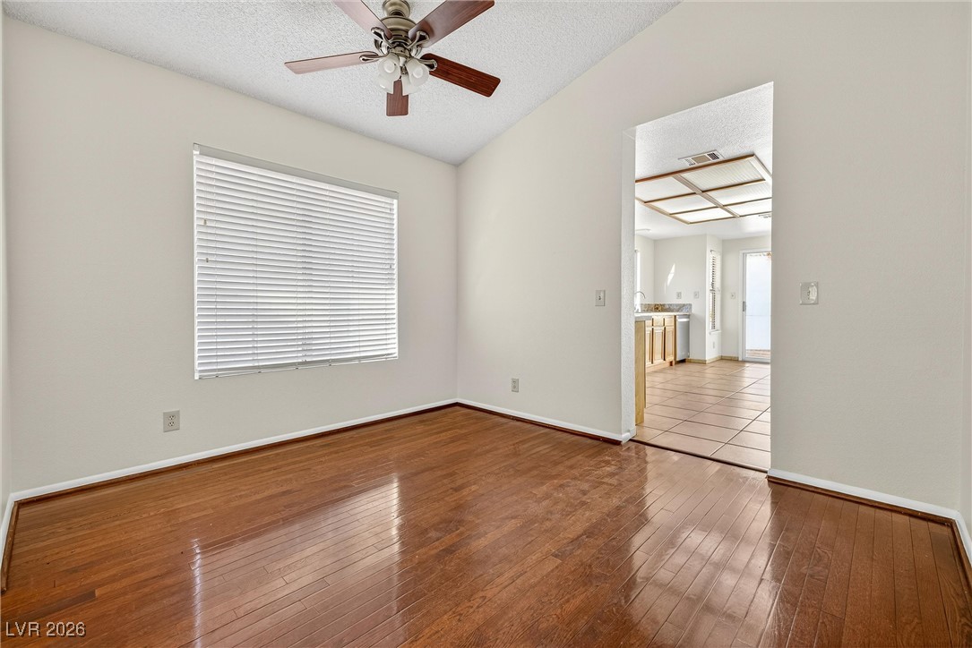 9528 Shallow Brook Circle