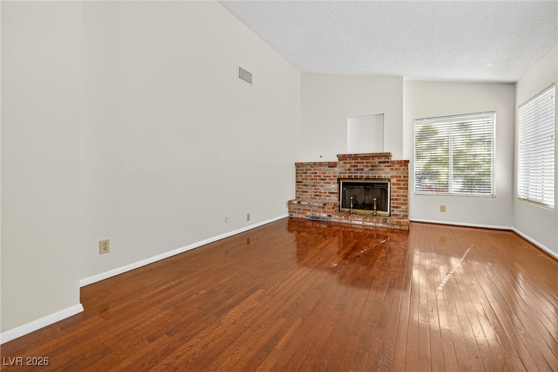 9528 Shallow Brook Circle