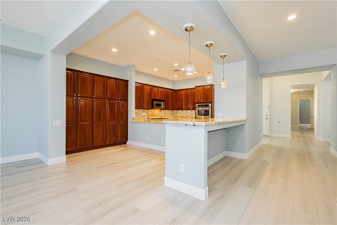 2748 Leys Burnett Avenue