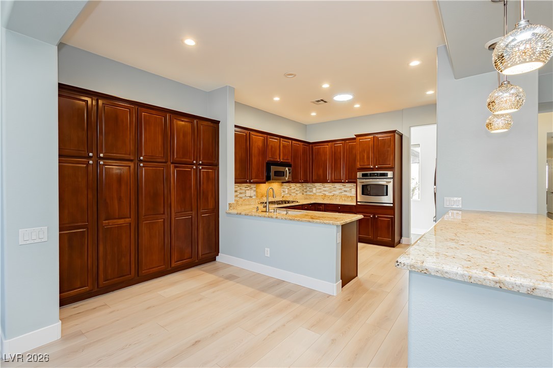 2748 Leys Burnett Avenue