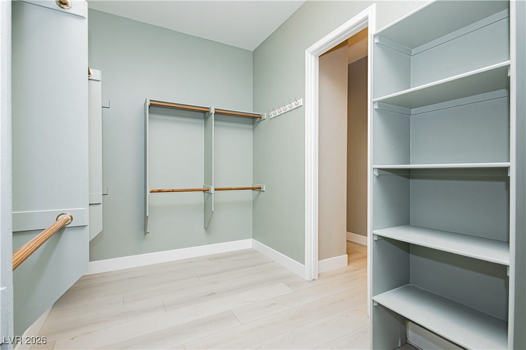 2748 Leys Burnett Avenue