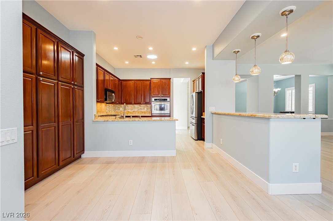 2748 Leys Burnett Avenue