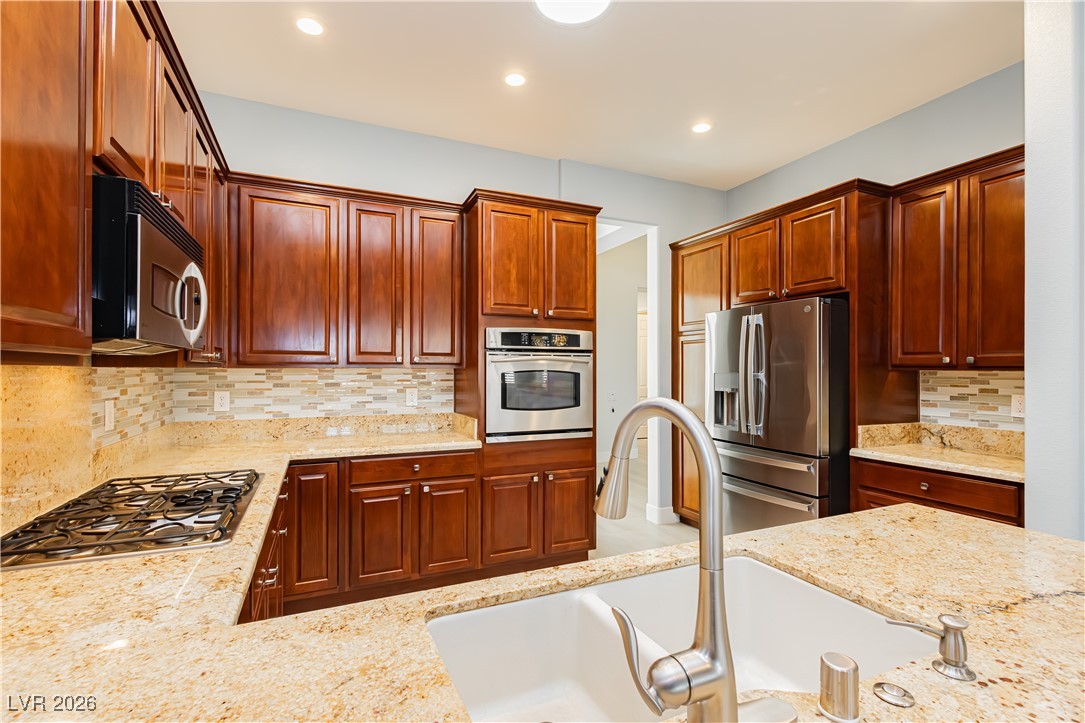 2748 Leys Burnett Avenue