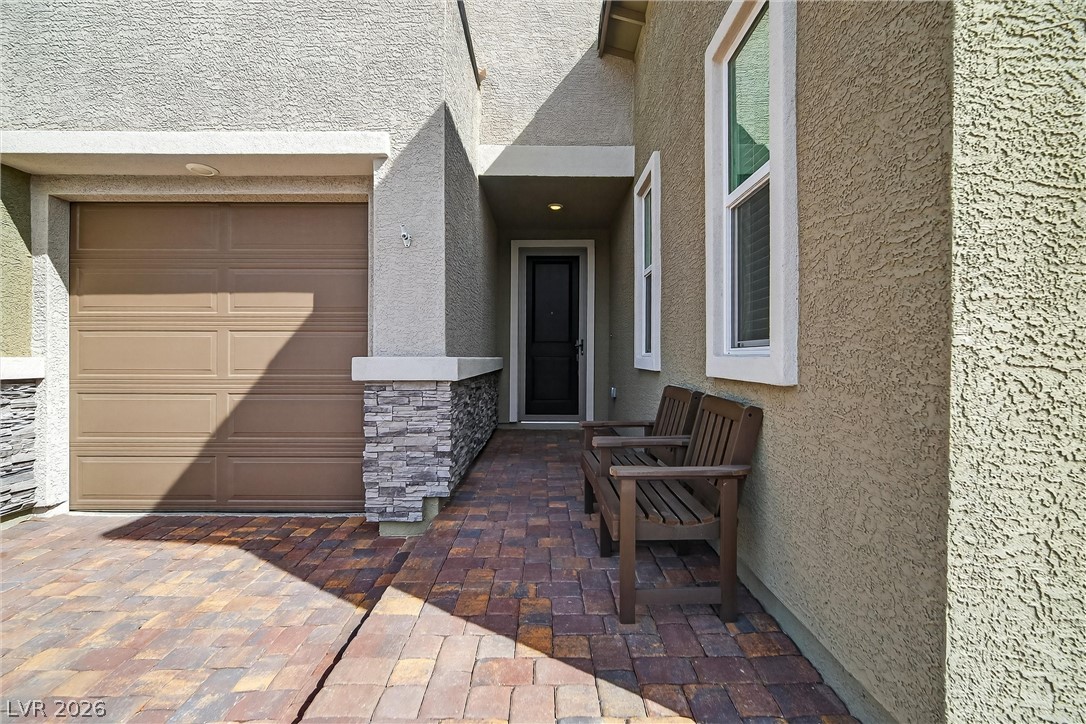 6134 Avery Pointe Street