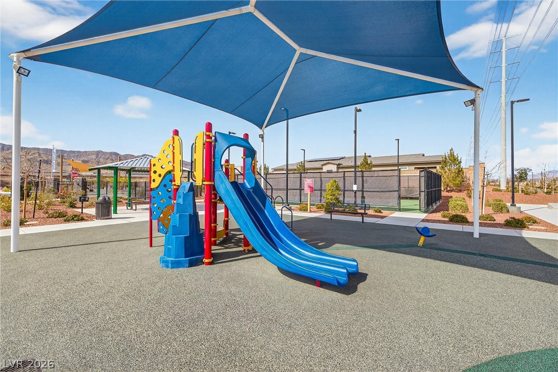 6134 Avery Pointe Street